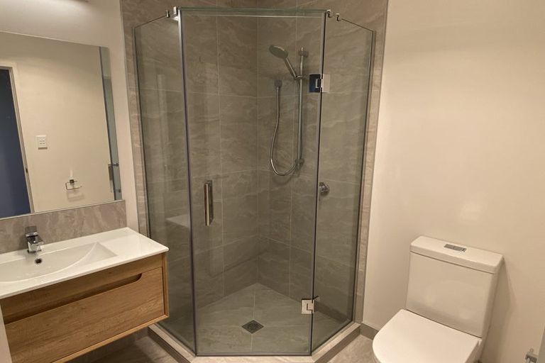 Photo of property in 27u2 Norman Street, Nawton, Hamilton, 3200