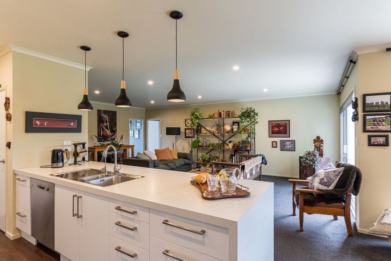 Photo of property in 14 Cherry Place, Feilding, 4702