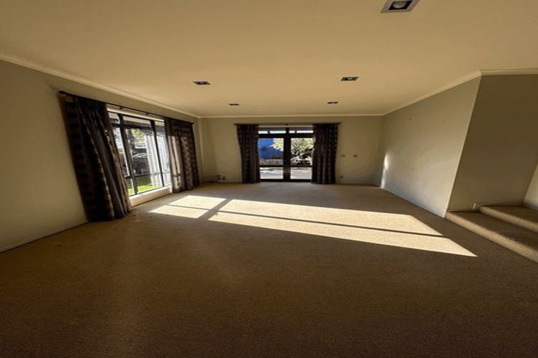 Photo of property in 127 Victoria Street, Cambridge, 3434