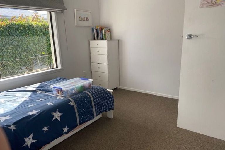 Photo of property in 14 Upham Street, Havelock North, 4130