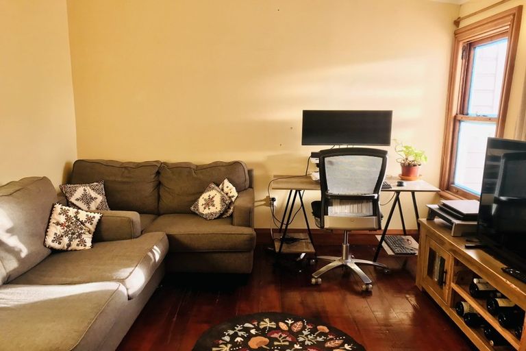 Photo of property in 115 Wallace Street, Mount Cook, Wellington, 6021