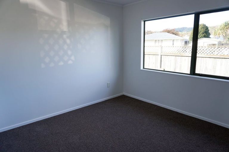Photo of property in 35 Makarini Street, Paraparaumu, 5032