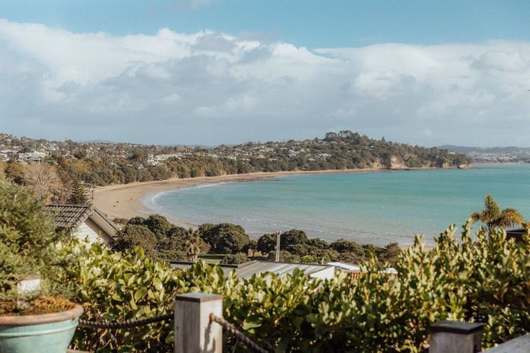 Photo of property in 22 Melandra Road, Stanmore Bay, Whangaparaoa, 0932