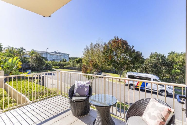 Photo of property in 49 Millennial Way, Orewa, 0931