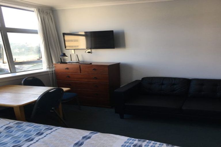 Photo of property in Quest/richard Pearse Apartment, 219u8a Willis Street, Te Aro, Wellington, 6011