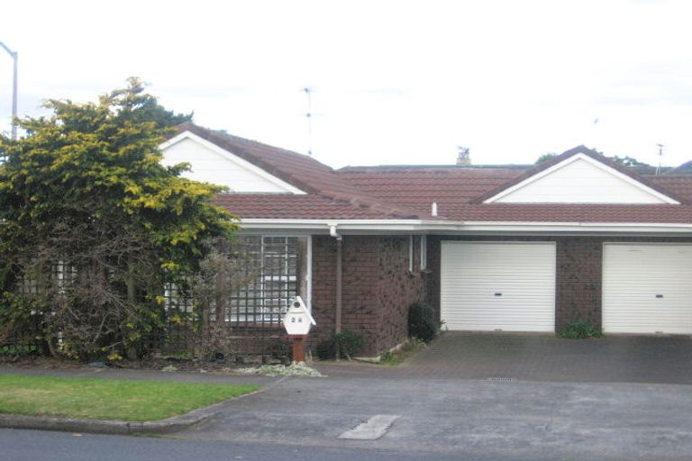 Photo of property in 2/3a Youngs Road, Papakura, 2110