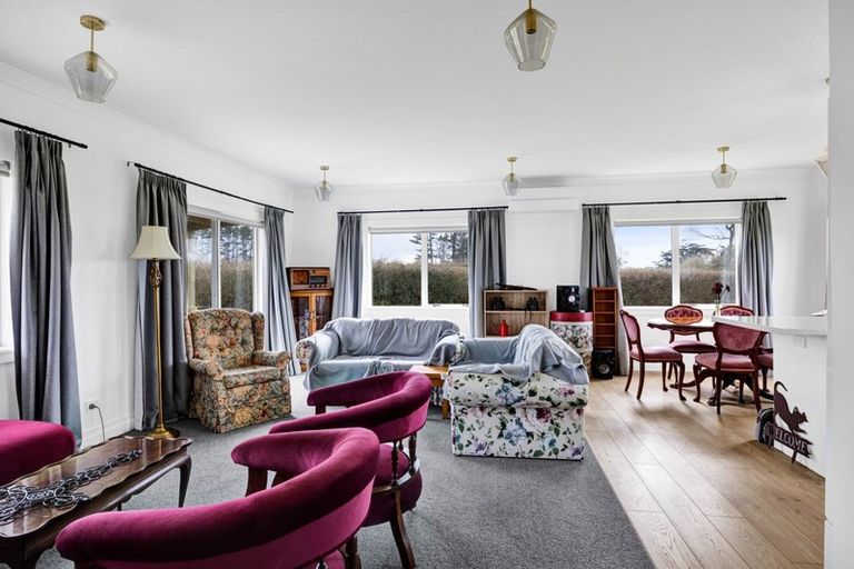 Photo of property in 297 Radnor Road, Midhirst, Stratford, 4394