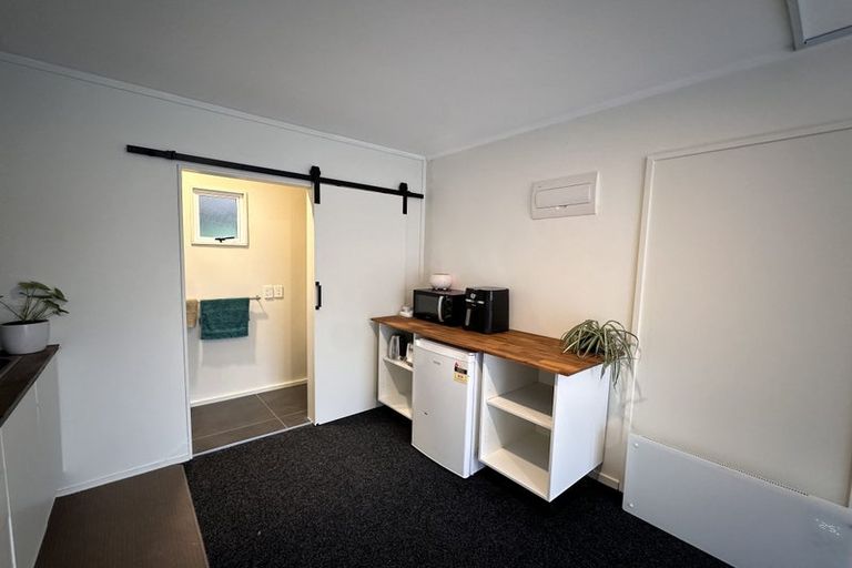 Photo of property in 2b Glen Road, Ranui, Auckland, 0612