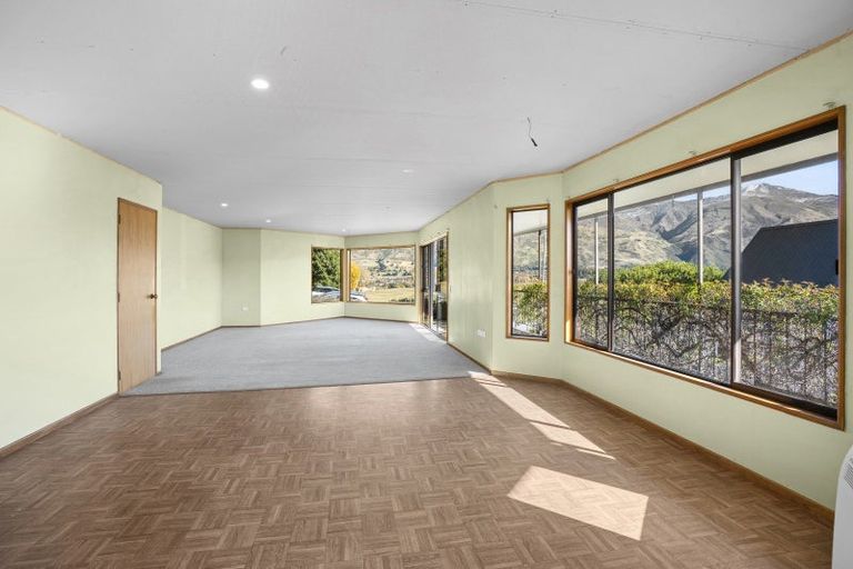 Photo of property in 95 Plantation Road, Wanaka, 9305