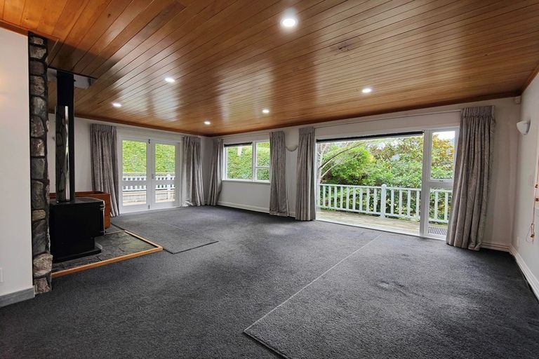 Photo of property in 183 South Karori Road, Karori, Wellington, 6012