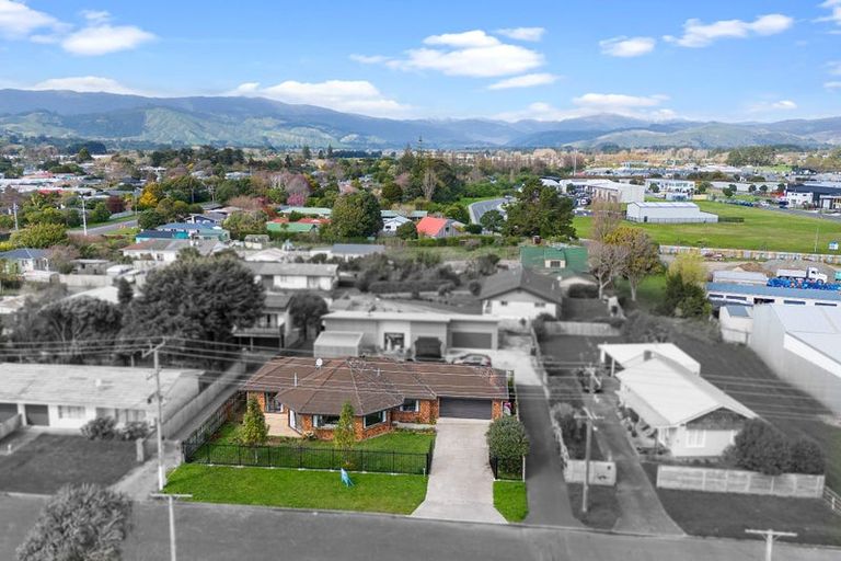 Photo of property in 38 Lemon Street, Otaki, 5512