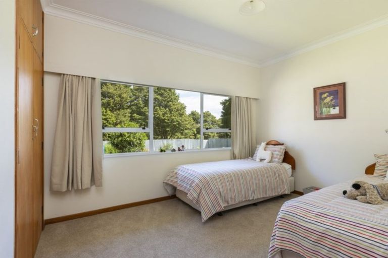 Photo of property in 72 Valley Road, Paraparaumu, 5032