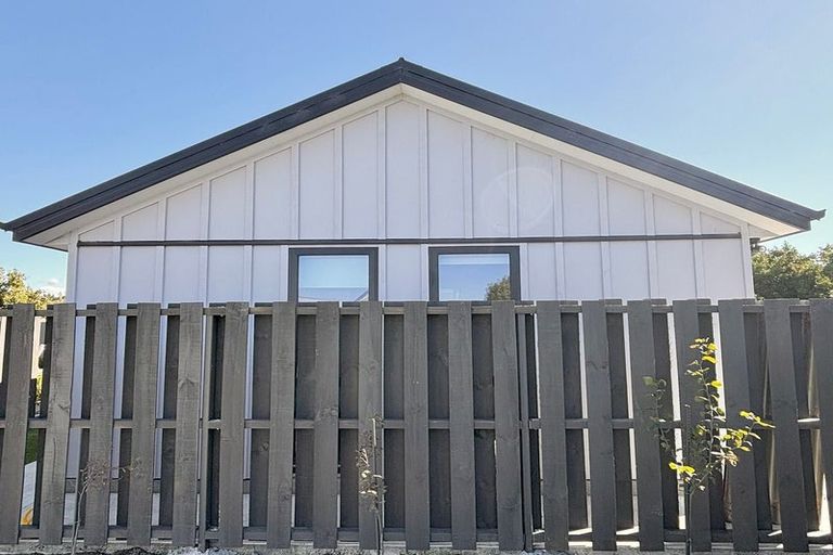 Photo of property in 30 Shackleton Street, New Brighton, Christchurch, 8061
