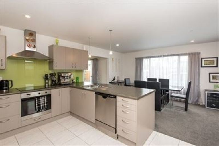 Photo of property in 165a Innes Road, St Albans, Christchurch, 8052