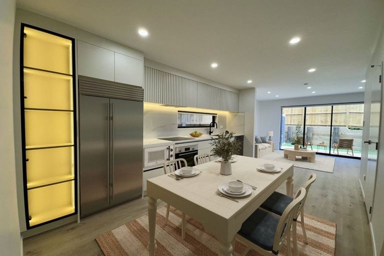 Photo of property in 7/36 Fairdale Place, Birkdale, Auckland, 0626