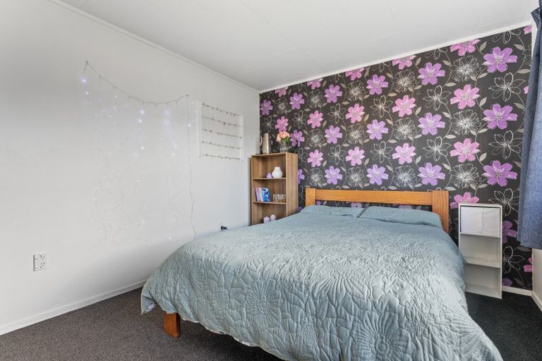 Photo of property in 18 Ngaire Street, Longburn, Palmerston North, 4412