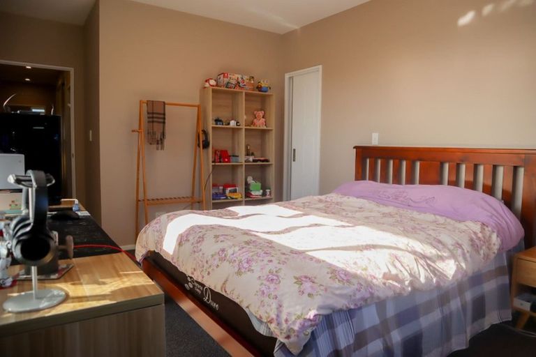 Photo of property in 17 Exeter Lane, Rolleston, 7614