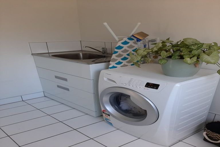 Photo of property in 140 Hastings Street, Sydenham, Christchurch, 8023