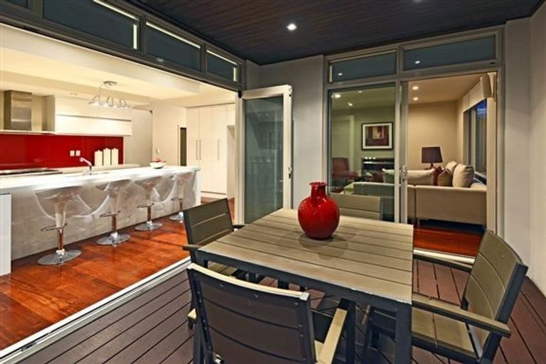 Photo of property in 116 Kittiwake Drive, Schnapper Rock, Auckland, 0632