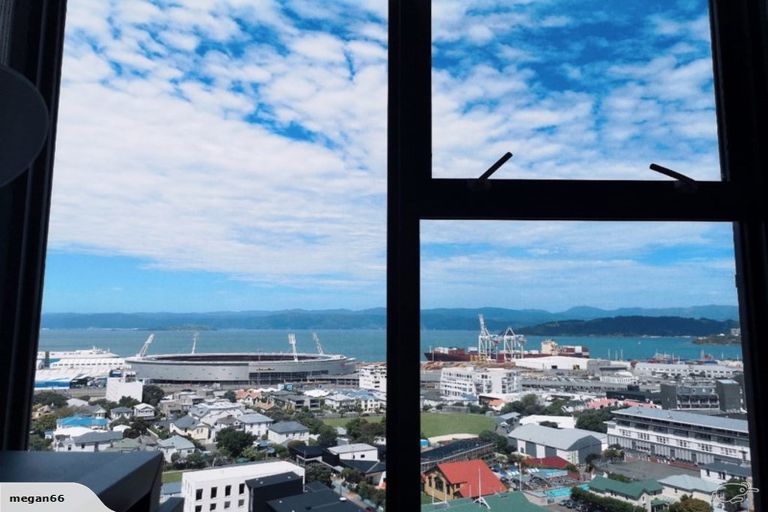 Photo of property in Frame Apartments, 1502/111 Molesworth Street, Thorndon, Wellington, 6011