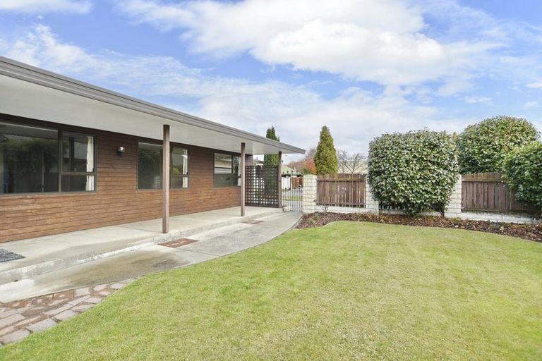 Photo of property in 8 Regent Avenue, Rangiora, 7400