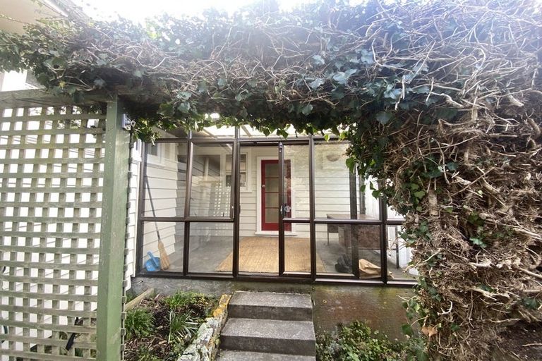 Photo of property in 15 Norwich Street, Wadestown, Wellington, 6012
