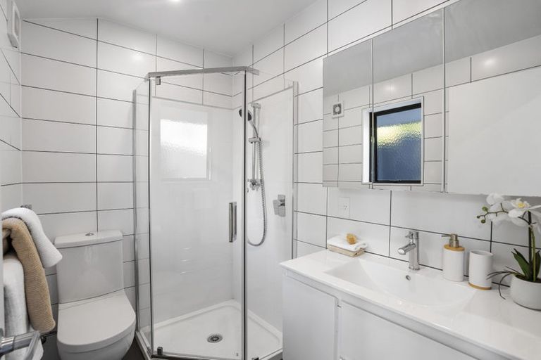 Photo of property in 215 Victoria Road, Devonport, Auckland, 0624