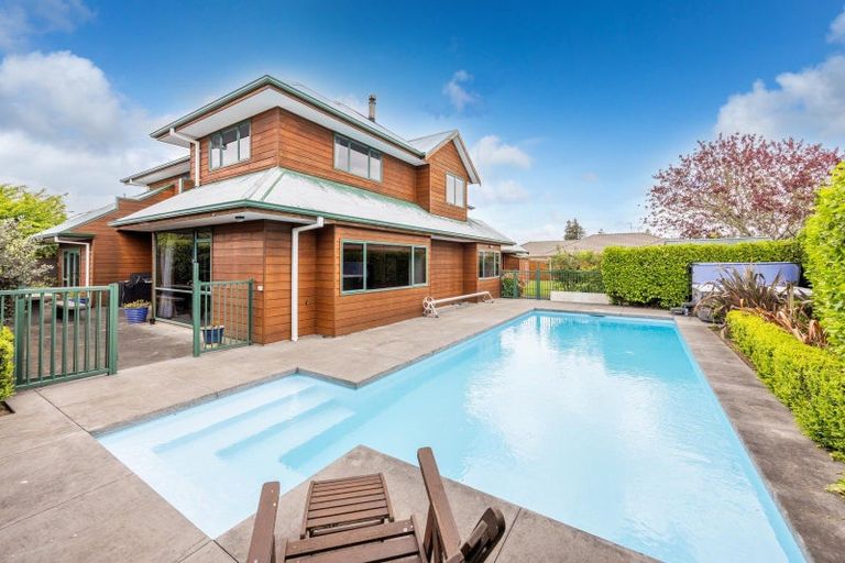 Photo of property in 19 Parkside Drive, Huntington, Hamilton, 3210