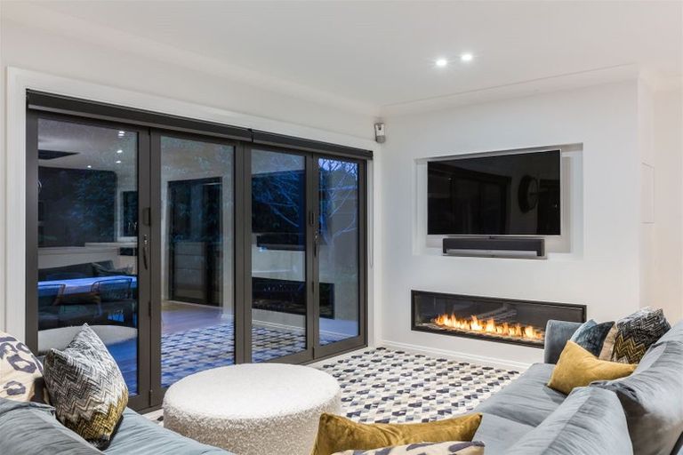 Photo of property in 34 Navigation Drive, Whitby, Porirua, 5024