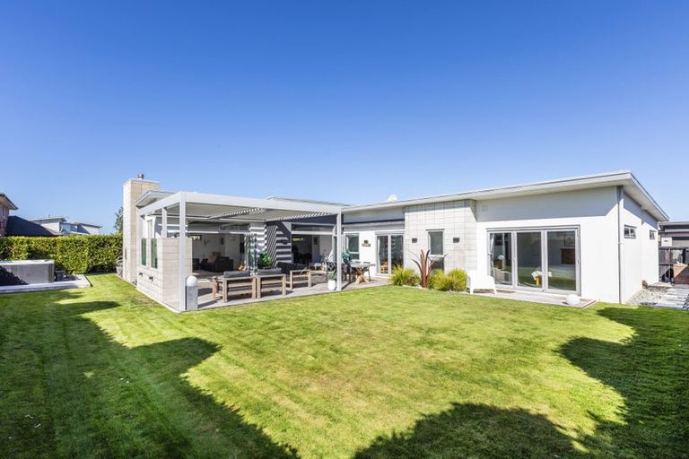 Photo of property in 101 Aston Drive, Waimairi Beach, Christchurch, 8083
