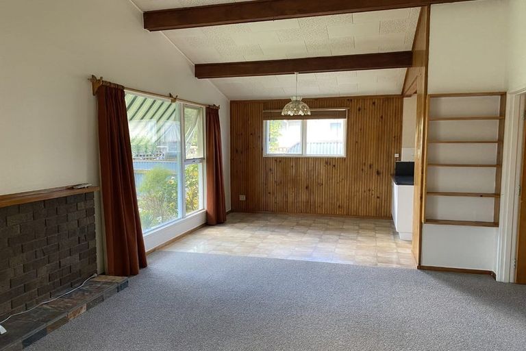 Photo of property in 1 Hinton Road, Taradale, Napier, 4112