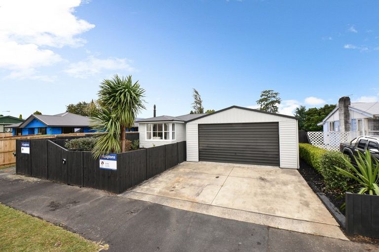 Photo of property in 5 Morrison Crescent, Glenview, Hamilton, 3206