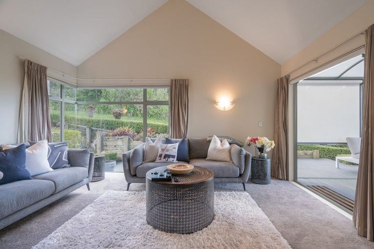 Photo of property in 1/23 Lake Road, Northcote, Auckland, 0627