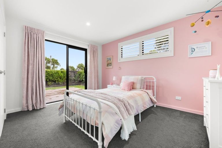 Photo of property in 16 Cuba Street, Petone, Lower Hutt, 5012