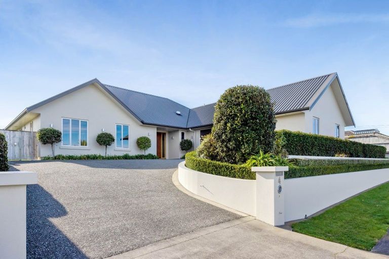 Photo of property in 4 Nikau Place, Hawera, 4610