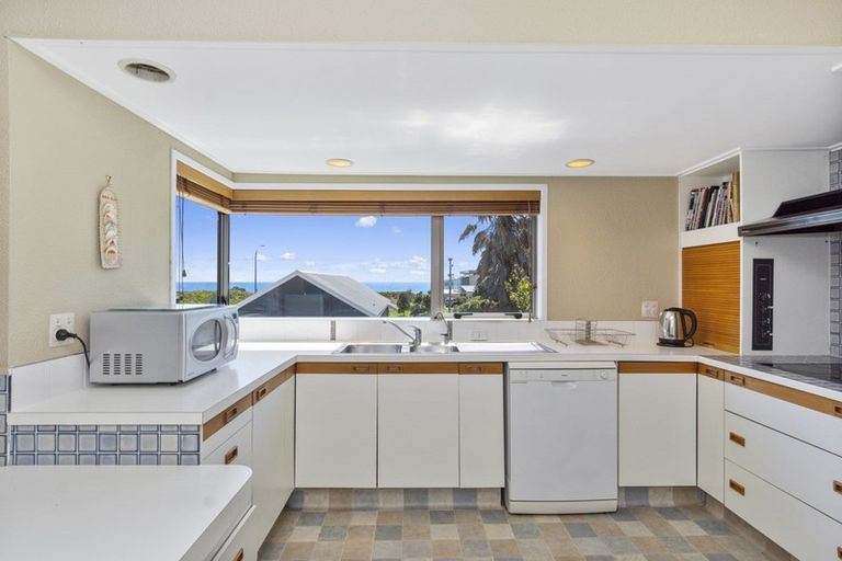 Photo of property in 1012b Papamoa Beach Road, Papamoa Beach, Papamoa, 3118