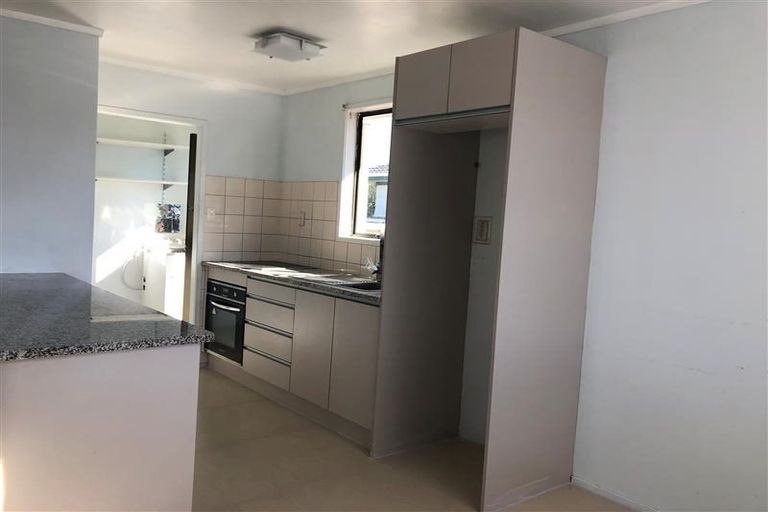 Photo of property in 2/63 John Walker Drive, Manurewa, Auckland, 2102