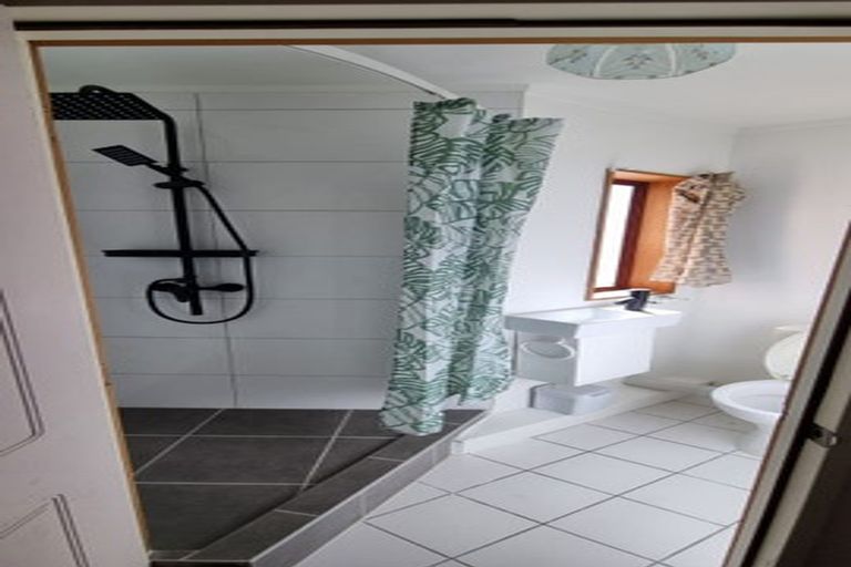 Photo of property in 3 Gerda Place, Ranui, Auckland, 0612