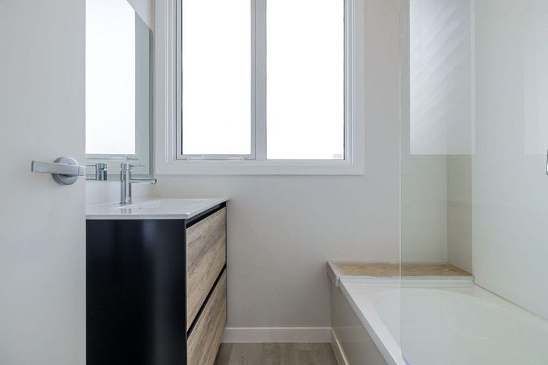 Photo of property in 160 College Street, Awapuni, Palmerston North, 4412