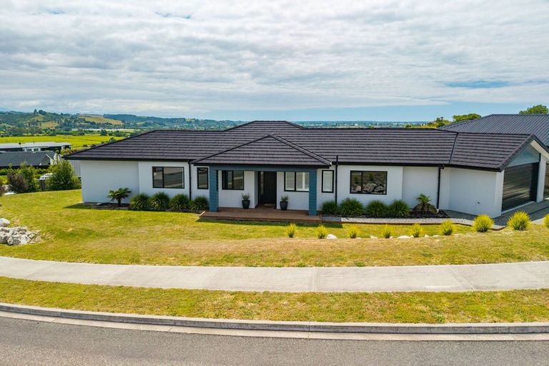 Photo of property in 50 Katania Heights, Brightwater, 7022