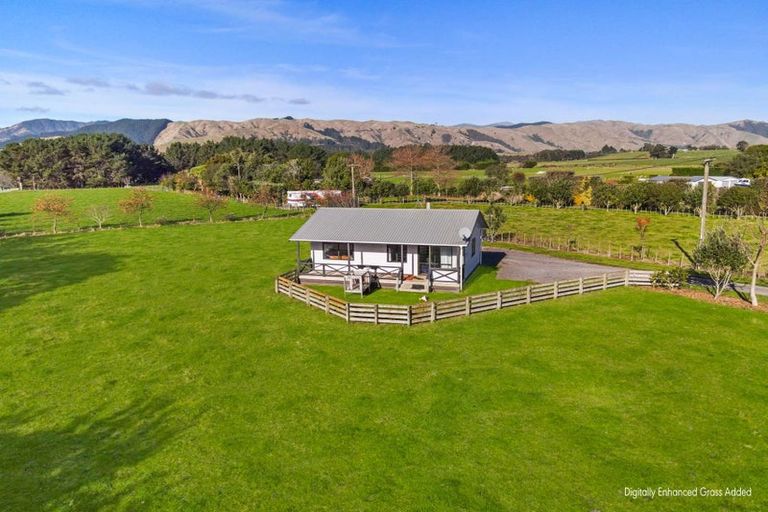 Photo of property in 63a Laward Road, Shannon, Palmerston North, 4474