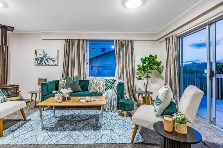 Photo of property in 45 Hicks Close, Whitby, Porirua, 5024