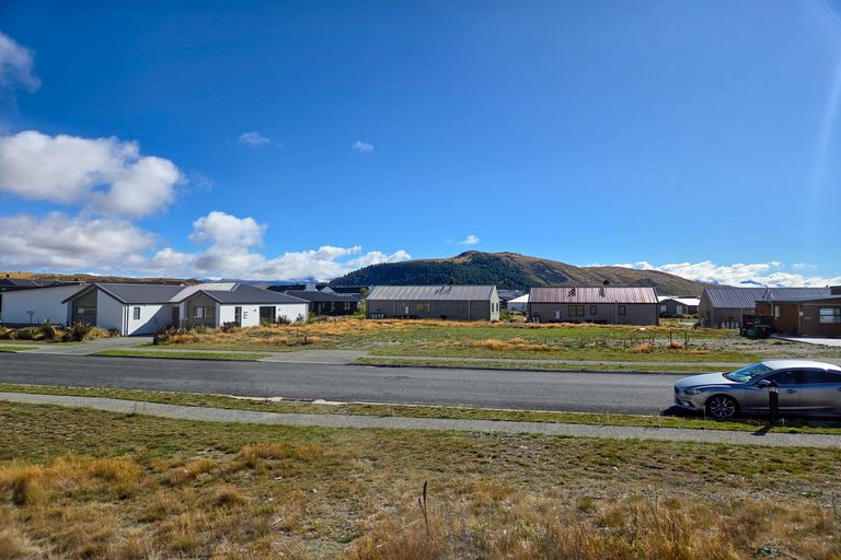 Photo of property in 7 Coulson Lane, Lake Tekapo, 7999