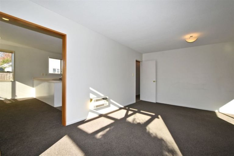 Photo of property in 2/41 Brodie Street, Ilam, Christchurch, 8041