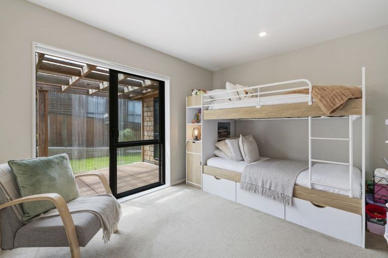 Photo of property in 16 Burwood Terrace, Gulf Harbour, Whangaparaoa, 0930