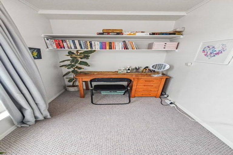 Photo of property in 4 Harpham Street, Taradale, Napier, 4112