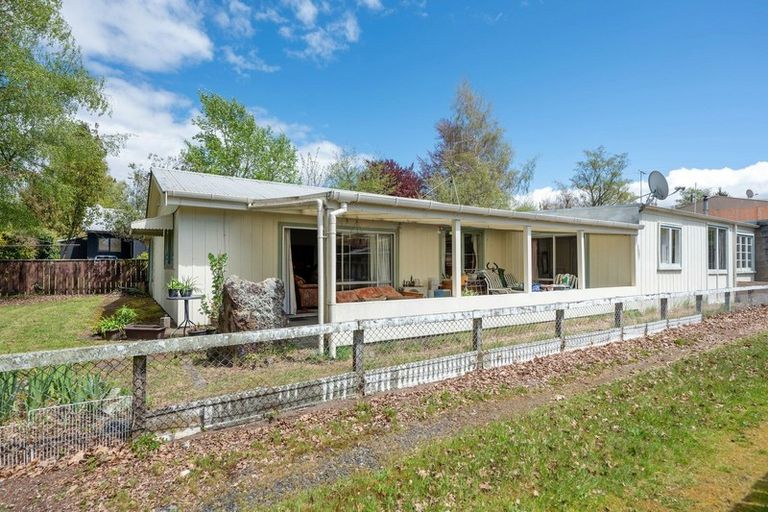 Photo of property in 3/211 Taupahi Road, Turangi, 3334
