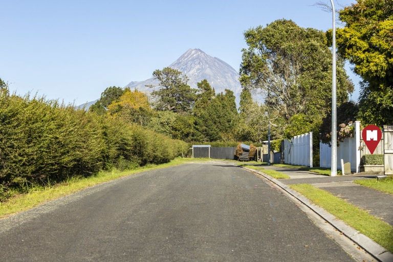 Photo of property in 56 Maire Street, Inglewood, 4330