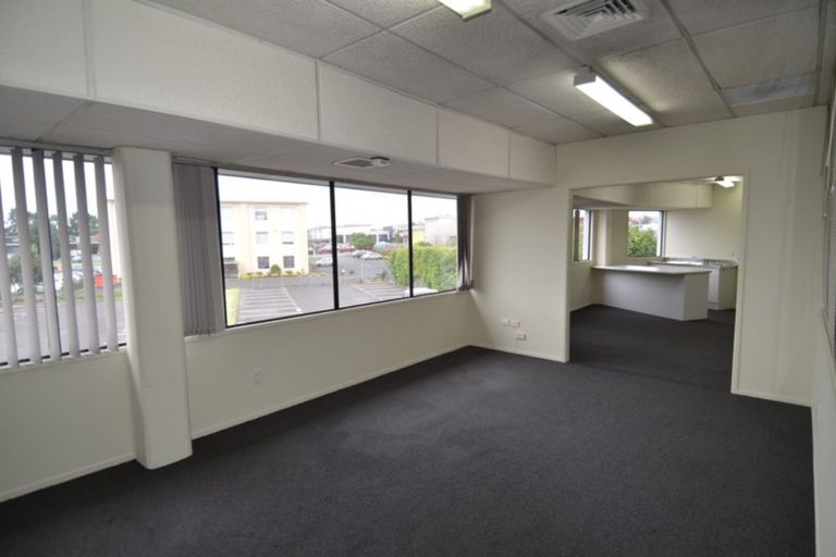 Photo of property in 1d Daytona Road, Henderson, Auckland, 0610
