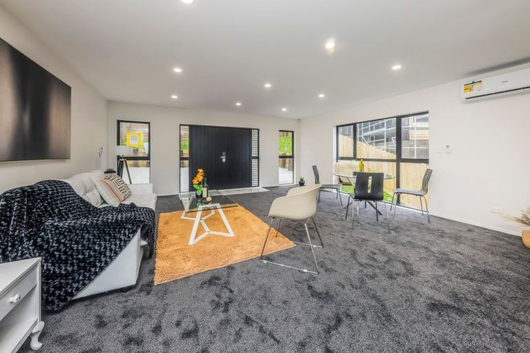 Photo of property in 51 Kirikiri Drive, Papakura, 2110